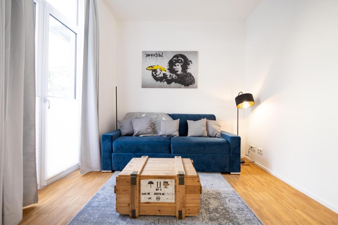 Ko-Living - Beatles Und Banksy Suites & Studios Am Eselsbrunnen - Altstadt - Kueche Halle  Dış mekan fotoğraf