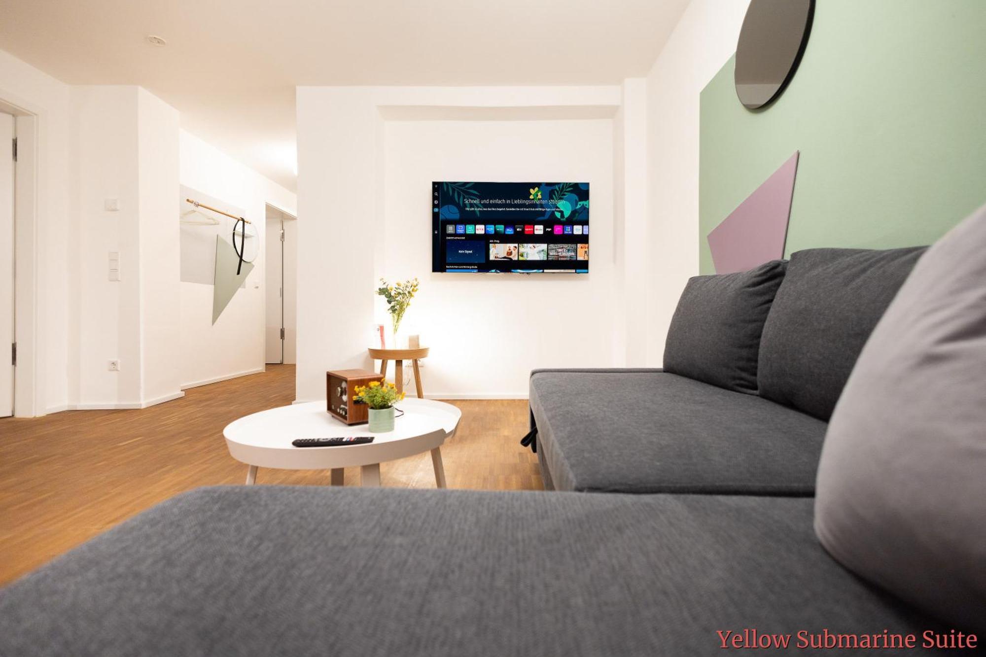 Ko-Living - Beatles Und Banksy Suites & Studios Am Eselsbrunnen - Altstadt - Kueche Halle  Dış mekan fotoğraf