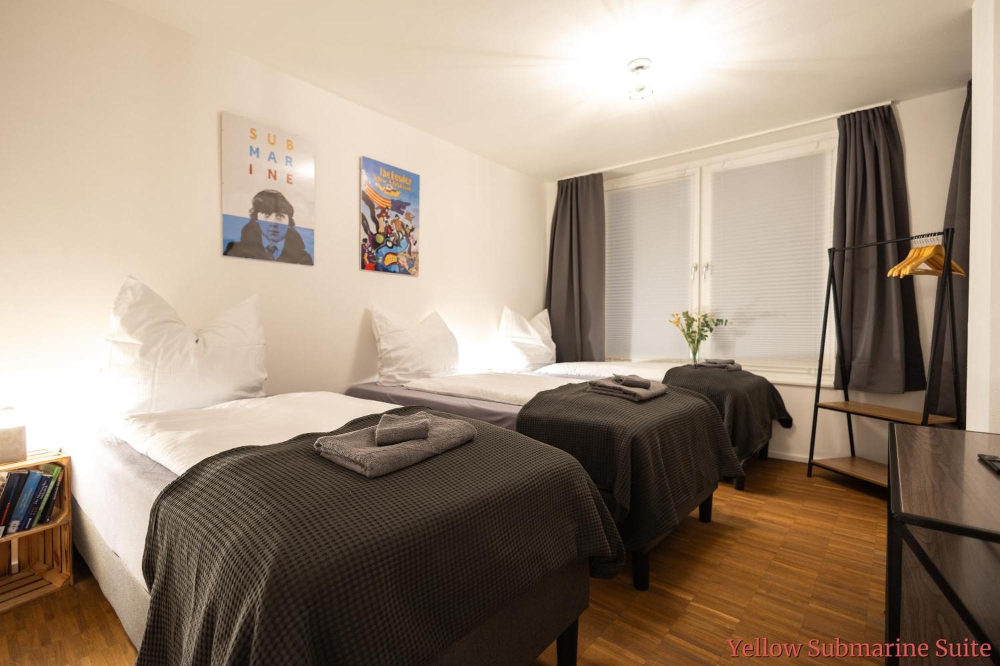 Ko-Living - Beatles Und Banksy Suites & Studios Am Eselsbrunnen - Altstadt - Kueche Halle  Dış mekan fotoğraf