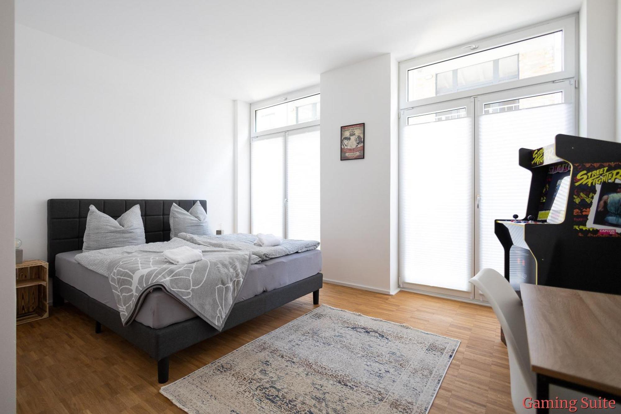 Ko-Living - Beatles Und Banksy Suites & Studios Am Eselsbrunnen - Altstadt - Kueche Halle  Dış mekan fotoğraf